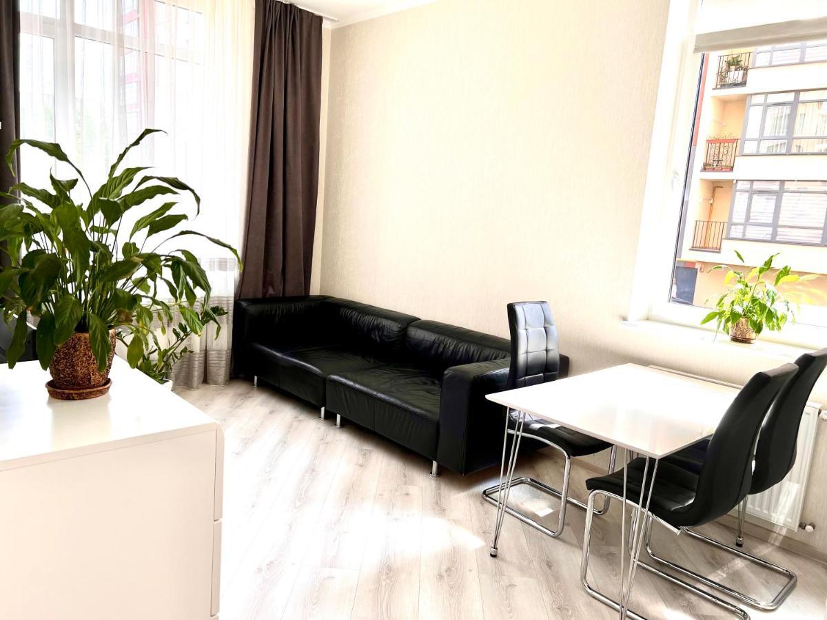 Osapart Cozy Apartment In A Complex Semycvit Lviv Dış mekan fotoğraf